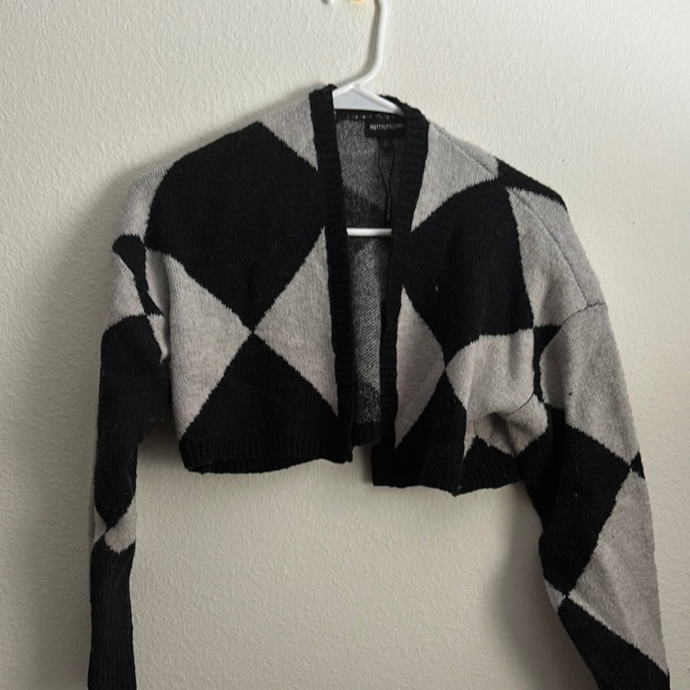 Black and Gray Geometric Sweater by pretty little thing